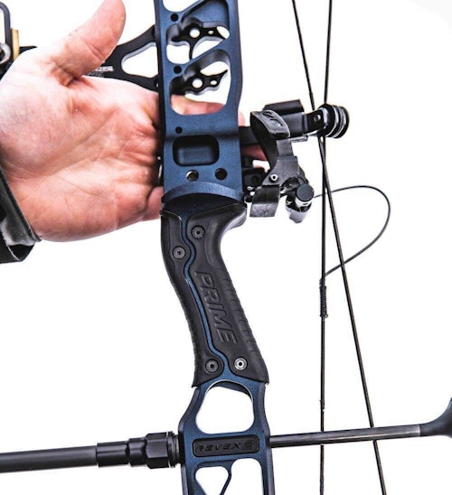 The Nano Grip offers superior contouring, and NASA-developed Aerospace Technology creates a barrier between the riser and the shooter’s hand. The result? Unlike most aluminum bows, the grip is a pleasure to hold outdoors in wintery temperatures.
