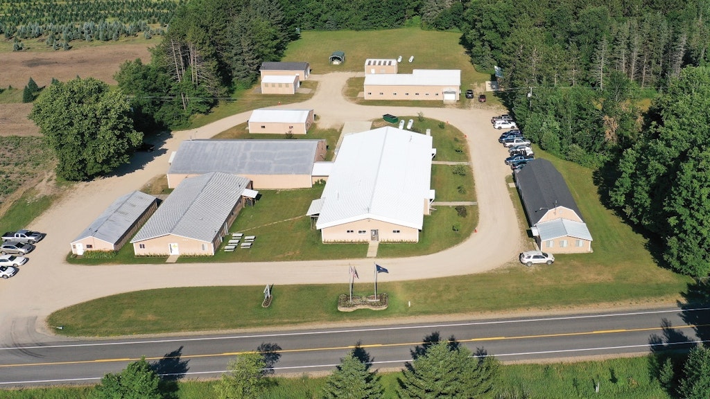 Bohning’s manufacturing plant is located in picturesque northern Michigan, about 18 miles from the town of Lake City.